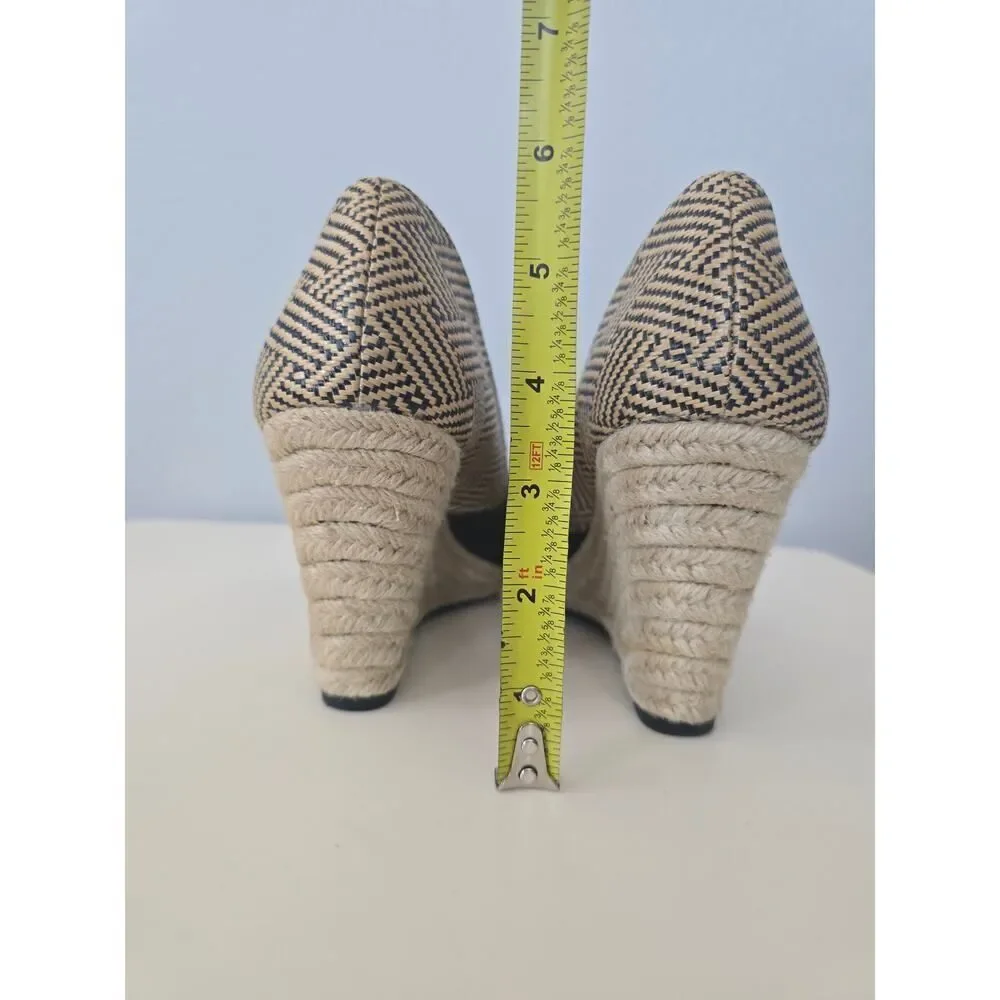 Kelly & Katie Black Espadrille Wedges Size 9.5M Peep Toe Boho Chic Woven Raffia